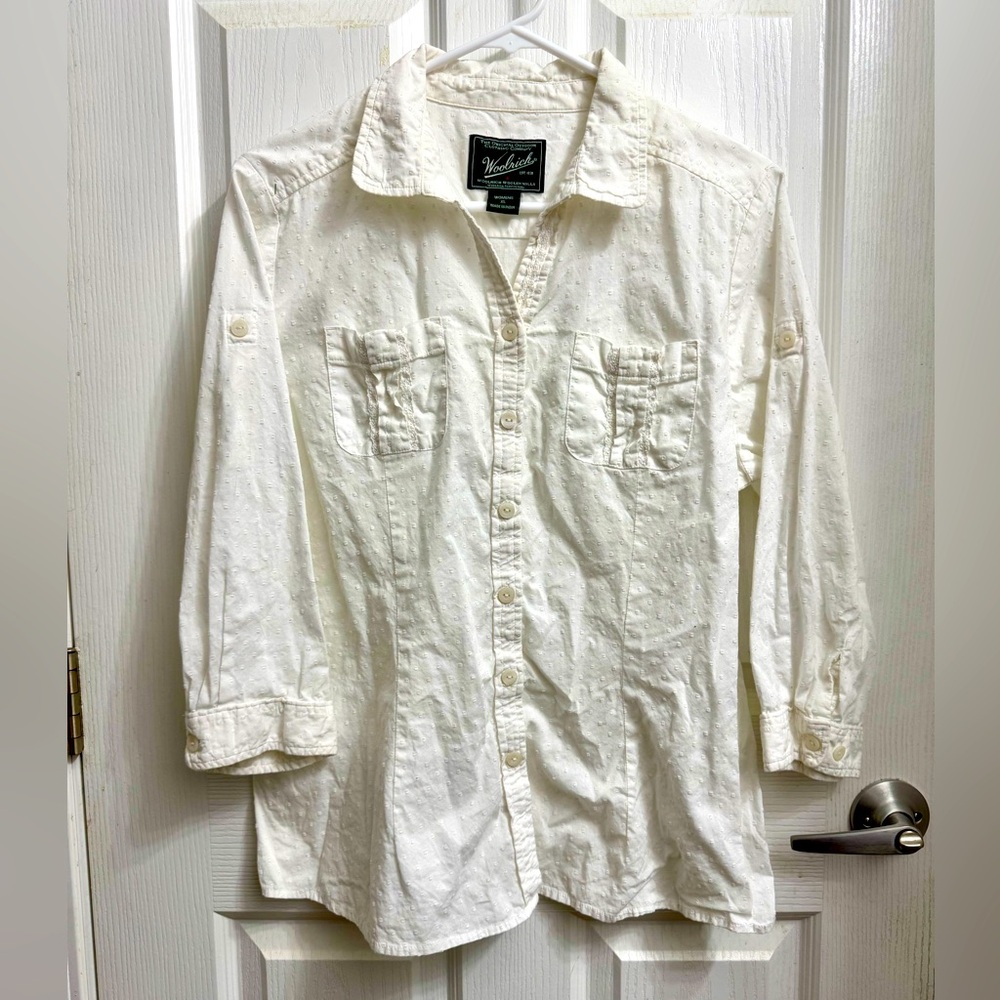 Woolrich cotton and lace blouse.
